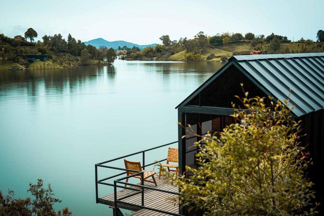 The Boato Hotel Guatapé Exteriör bild View of the lake from the hotel